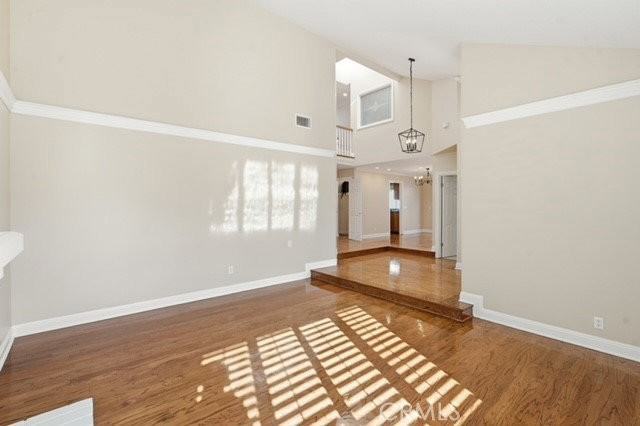 25627 Hampton Dr - Photo 7 of 8