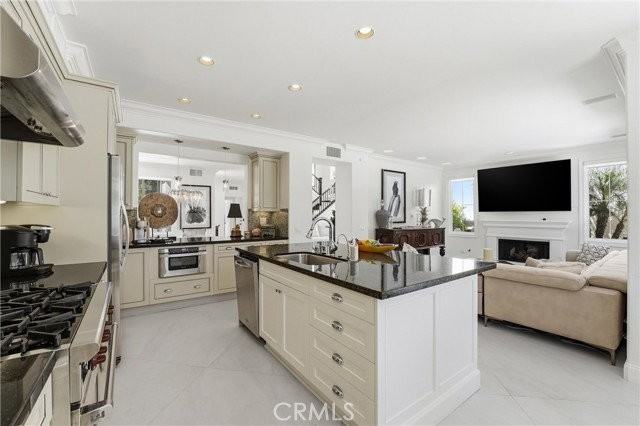 7 Lyon - Photo 7 of 8