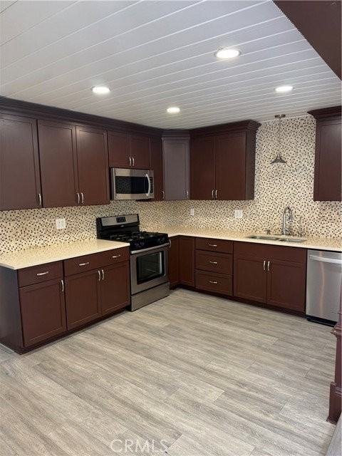 9422 Krepp Dr - Photo 2 of 8