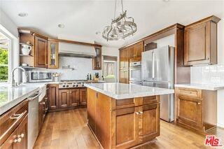 815 Camphor St - Photo 4 of 8