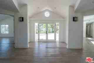 5026 Medina Rd - Photo 4 of 8