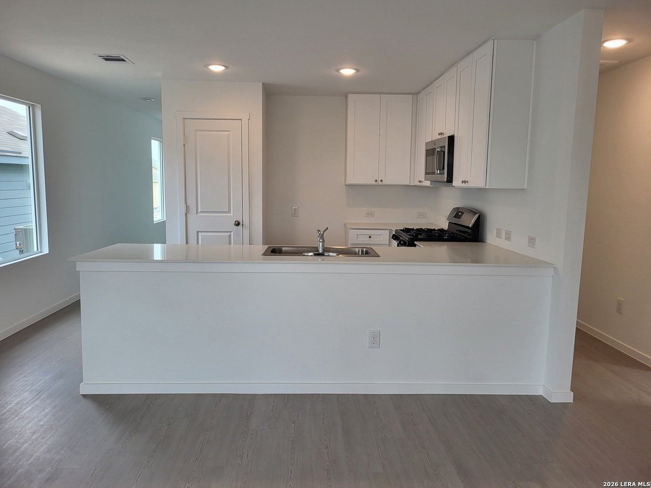 3915 Eldorado - Photo 3 of 18