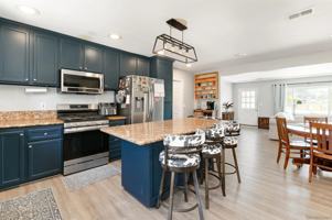 featured image of 12738 Lakeshore Dr