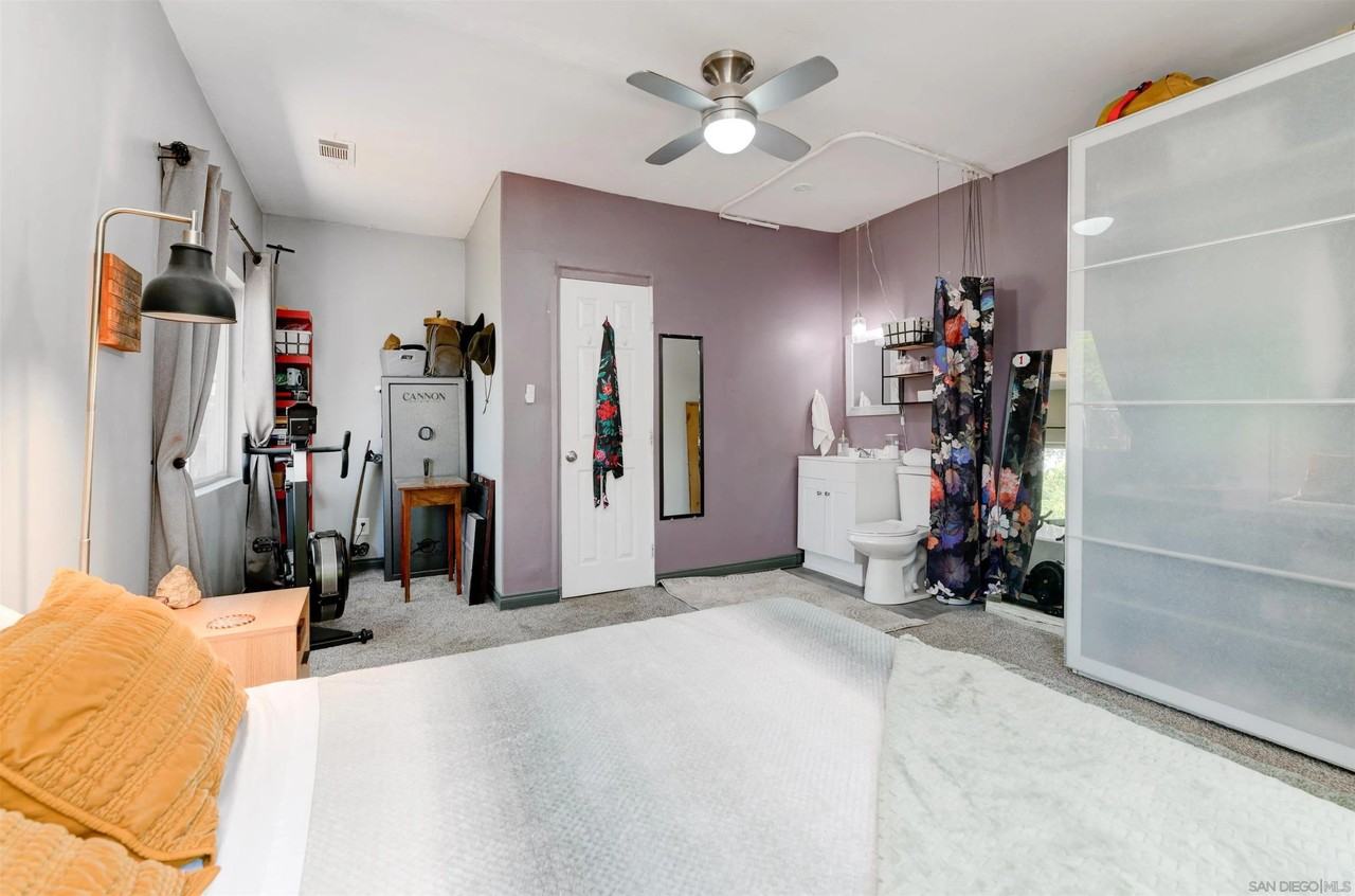 12738 Lakeshore Dr - Photo 6 of 15