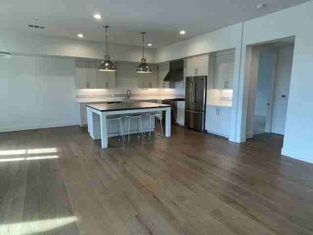 3718 State St Unit 214 - Photo 4 of 19