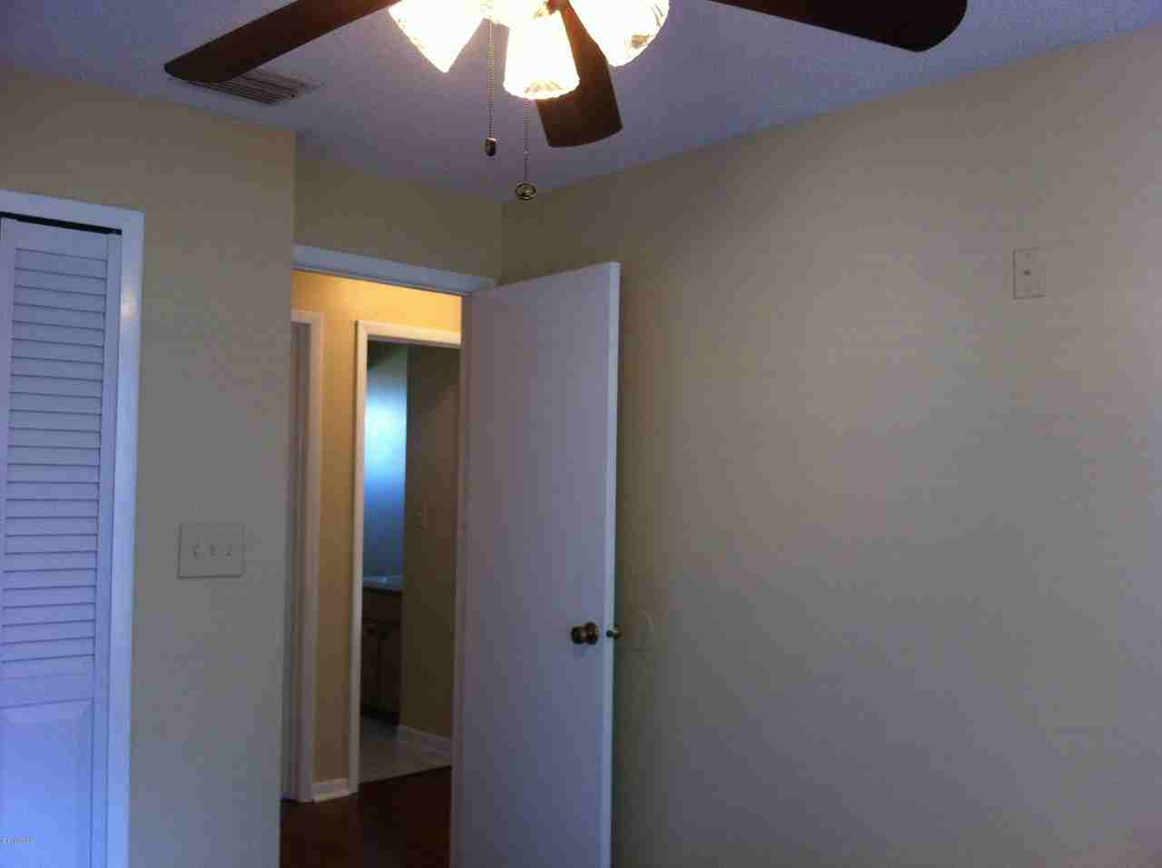 803 White Pine Ave - Photo 6 of 15