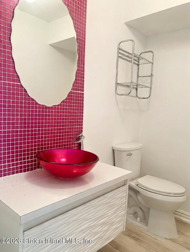 17 Mersereau Ave - Photo 2 of 10