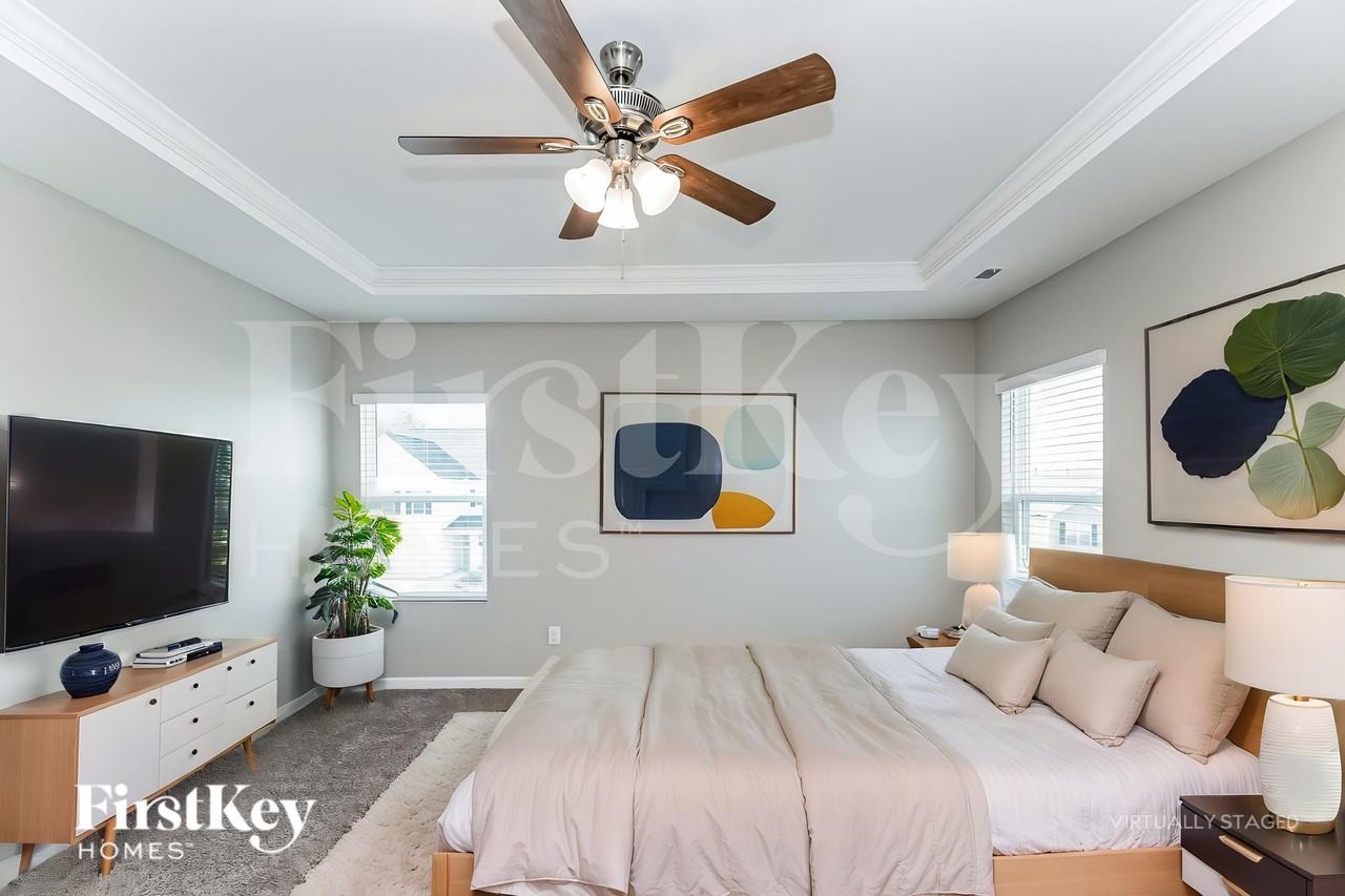 501 Rain Drizzle Ct - Photo 7 of 19