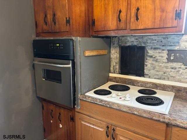 406 Harbor Rd - Photo 5 of 11