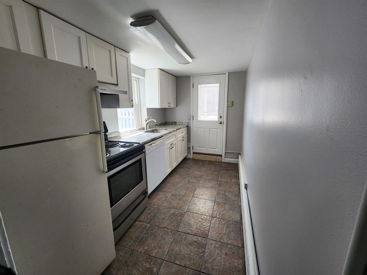 20 S Marion Ave - Photo 7 of 8