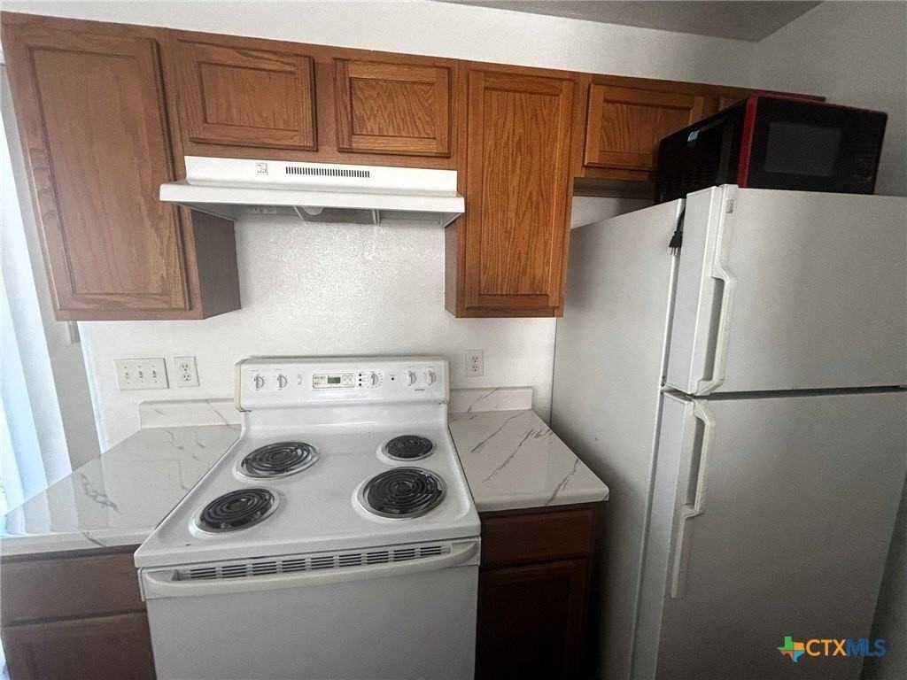5709 Redstone Dr #A - Photo 6 of 14