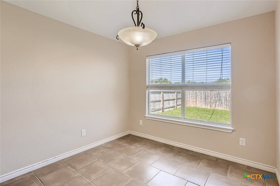 3032 Douglas Fir Dr - Photo 5 of 11