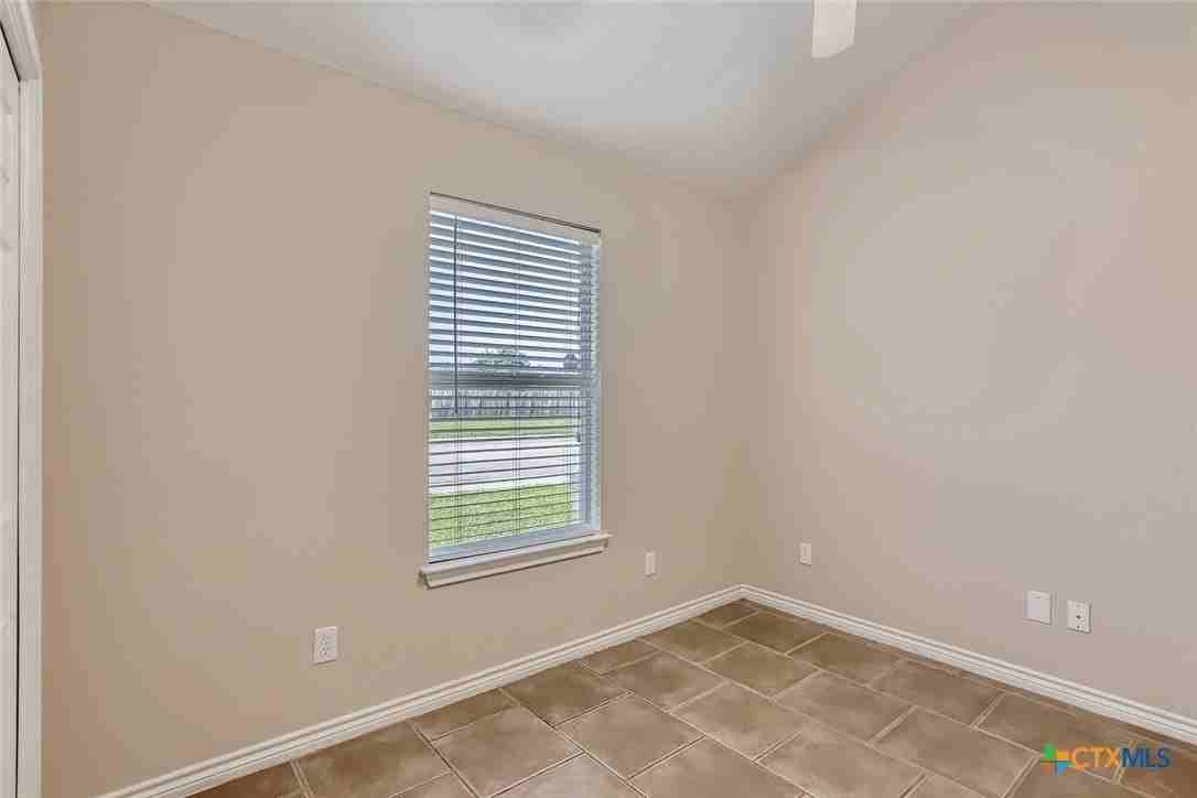 3032 Douglas Fir Dr - Photo 7 of 11