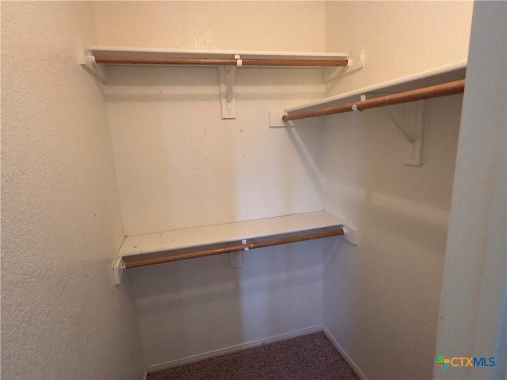 3900 Hitchrock Dr Unit A - Photo 5 of 7