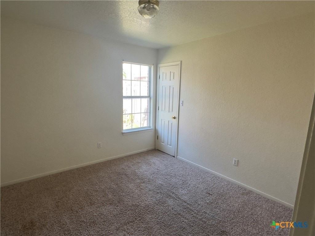 3900 Hitchrock Dr Unit A - Photo 7 of 7