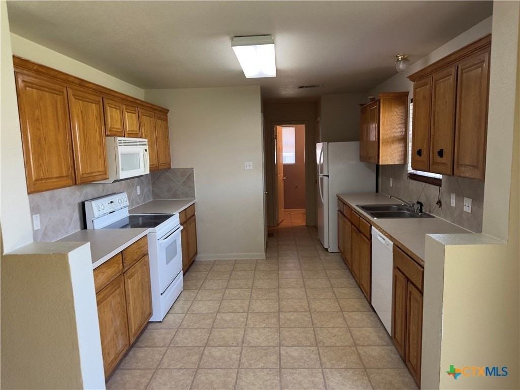 5614 Orts Dr - Photo 4 of 8