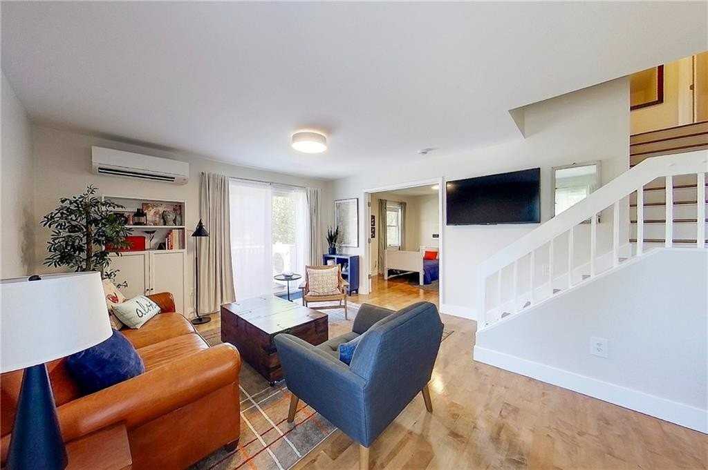 364 Bellevue Ave Apt A5 - Photo 7 of 22