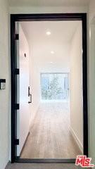 414 N Palm Dr #8 - Photo 2 of 8