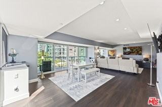 13600 Marina Pointe Dr #511 - Photo 6 of 8