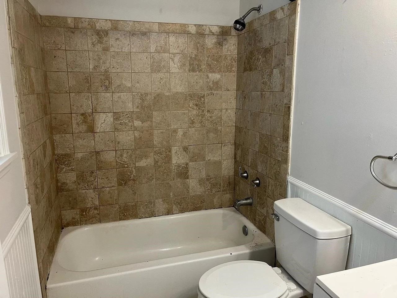 5826 Eunice Ct - Photo 7 of 15