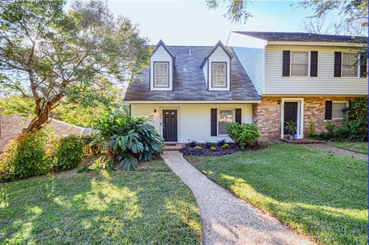 980 Marys Dr Unit 5 - Photo 2 of 30