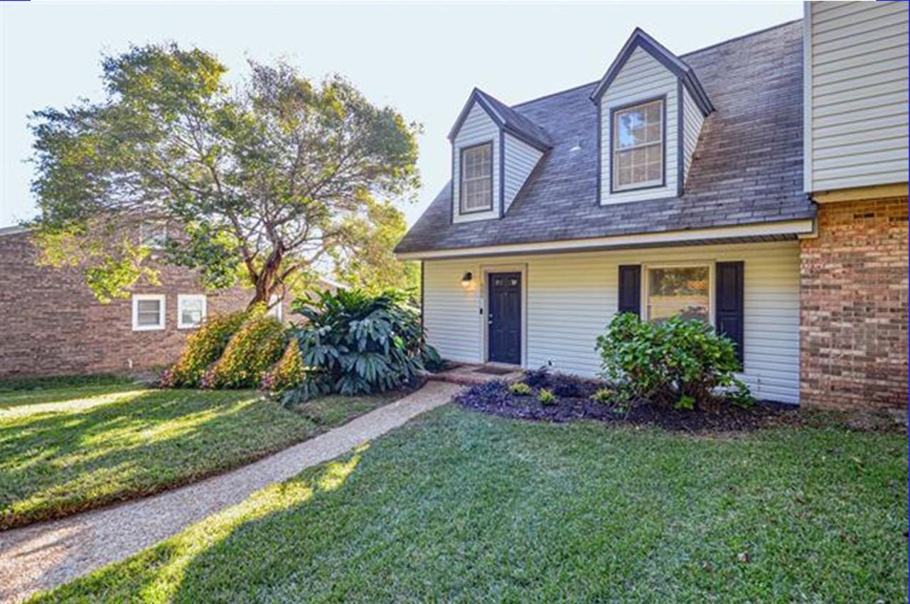 980 Marys Dr Unit 5 - Photo 3 of 30