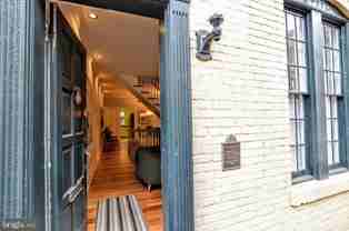 1029 30th St Nw - Photo 1 of 1