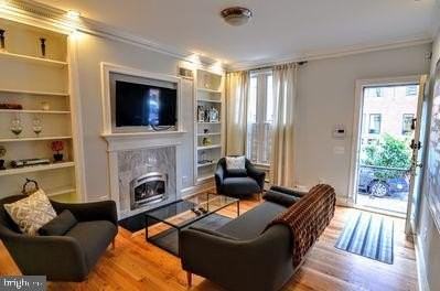 1029 30th St Nw - Photo 5 of 40