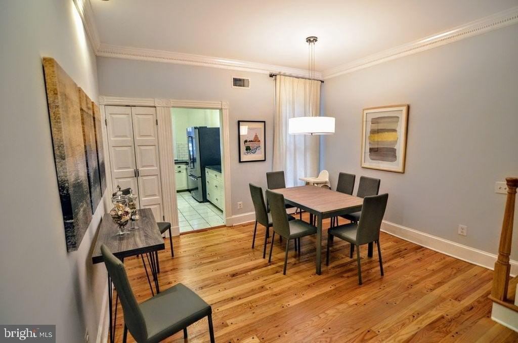 1029 30th St Nw - Photo 6 of 40