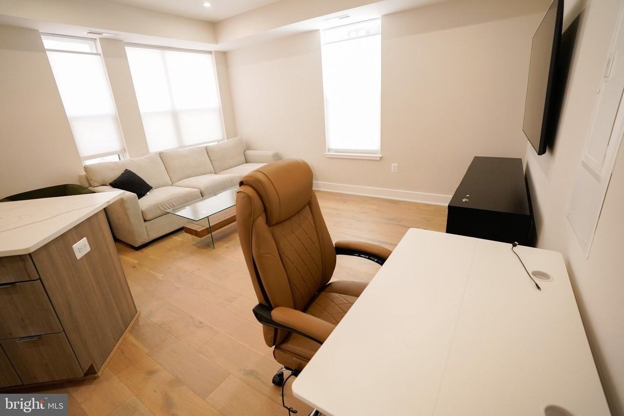 1421 Spring Rd Nw - Photo 6 of 12