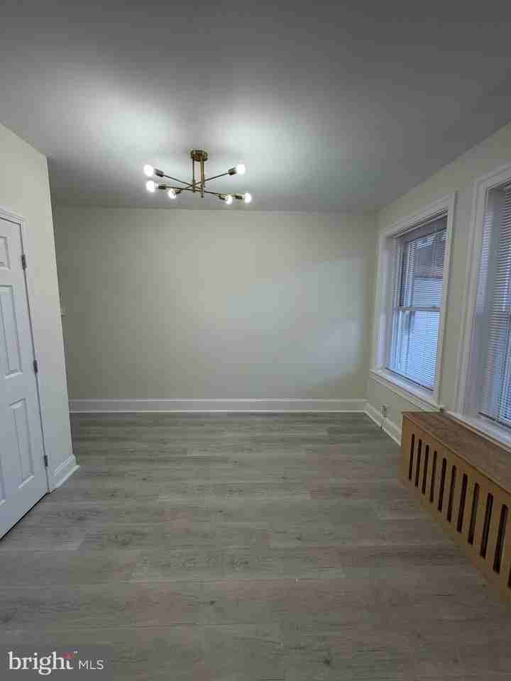 2707 11TH - 1 Street NW - Photo 6 of 35