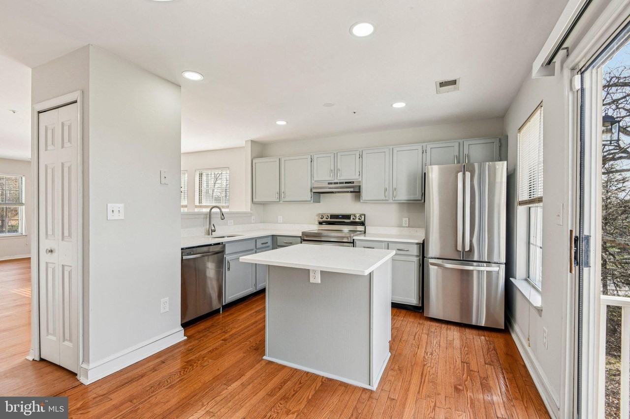 1440 Nutwood Ct - Photo 7 of 24