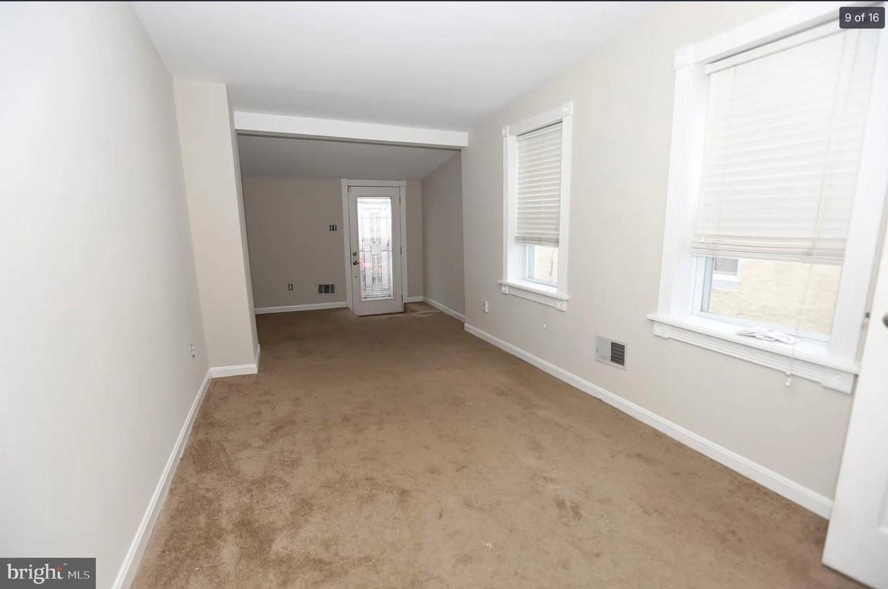 1827 S Charles St - Photo 5 of 8