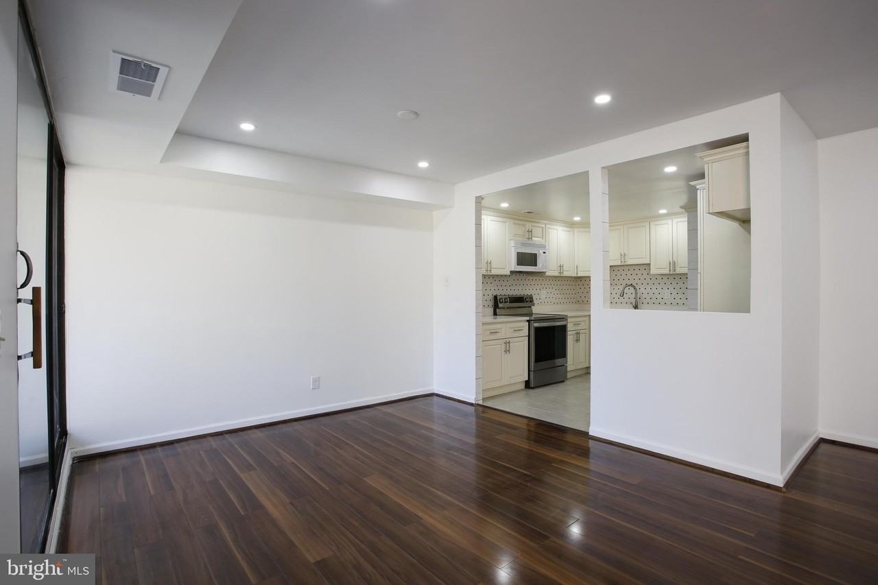 6317 Park Heights Ave Apt 417 - Photo 4 of 37