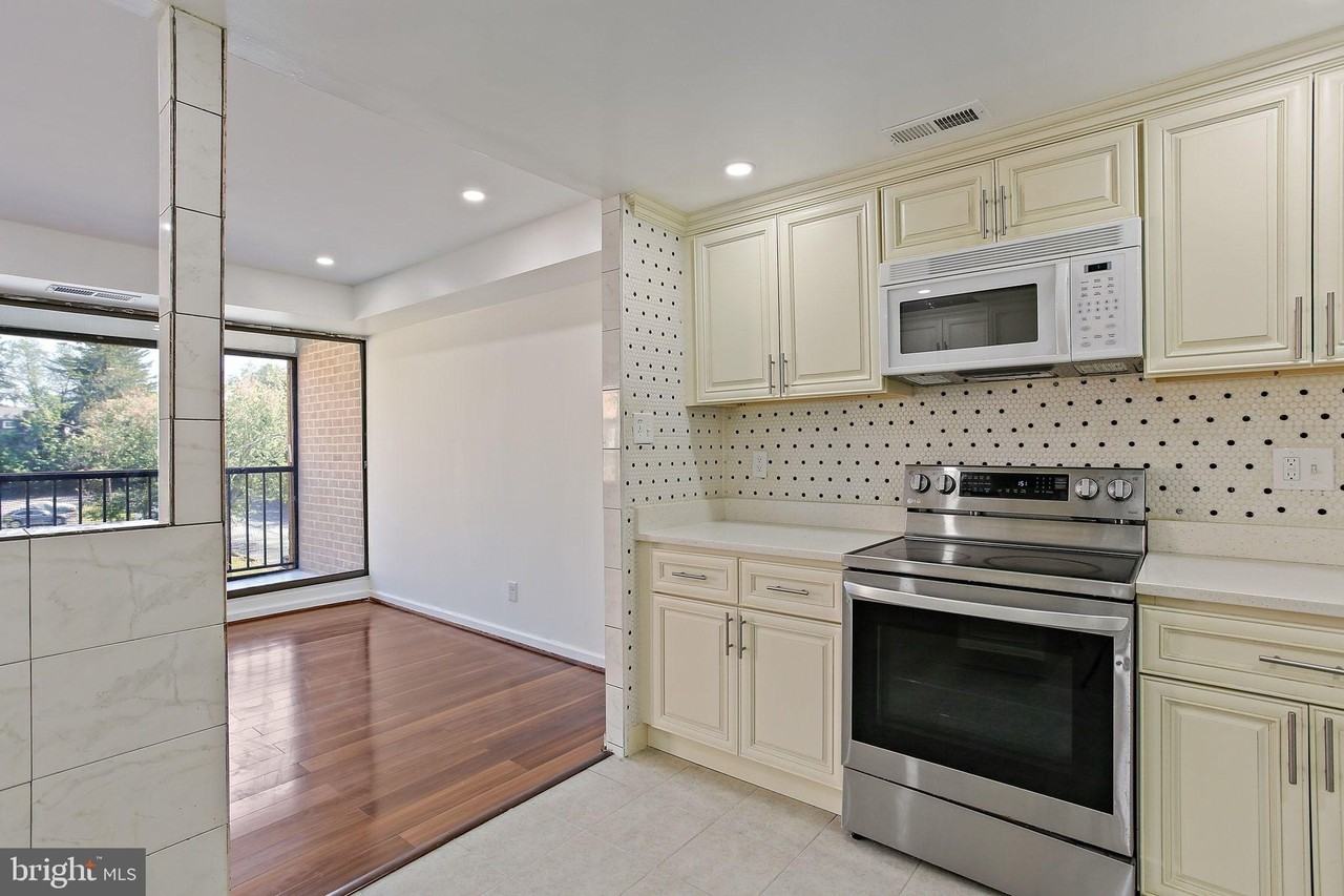 6317 Park Heights Ave Apt 417 - Photo 6 of 37