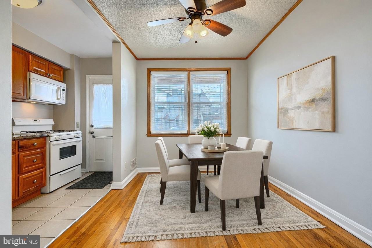 6905 Bank St - Photo 4 of 17