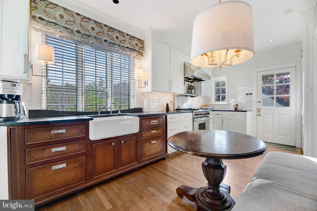 101 Upnor Rd - Photo 6 of 33