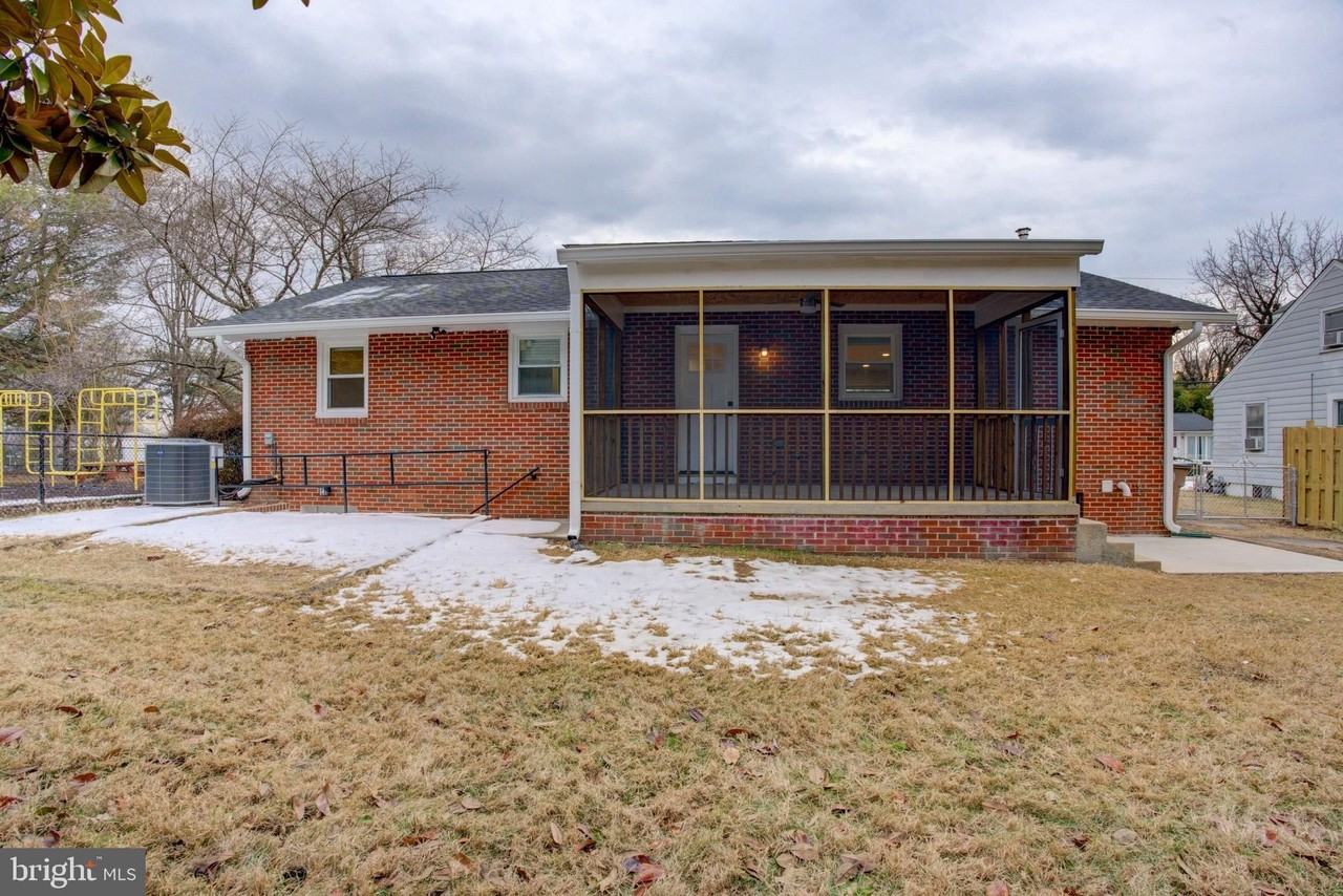 336 Lincoln Ave - Photo 2 of 48