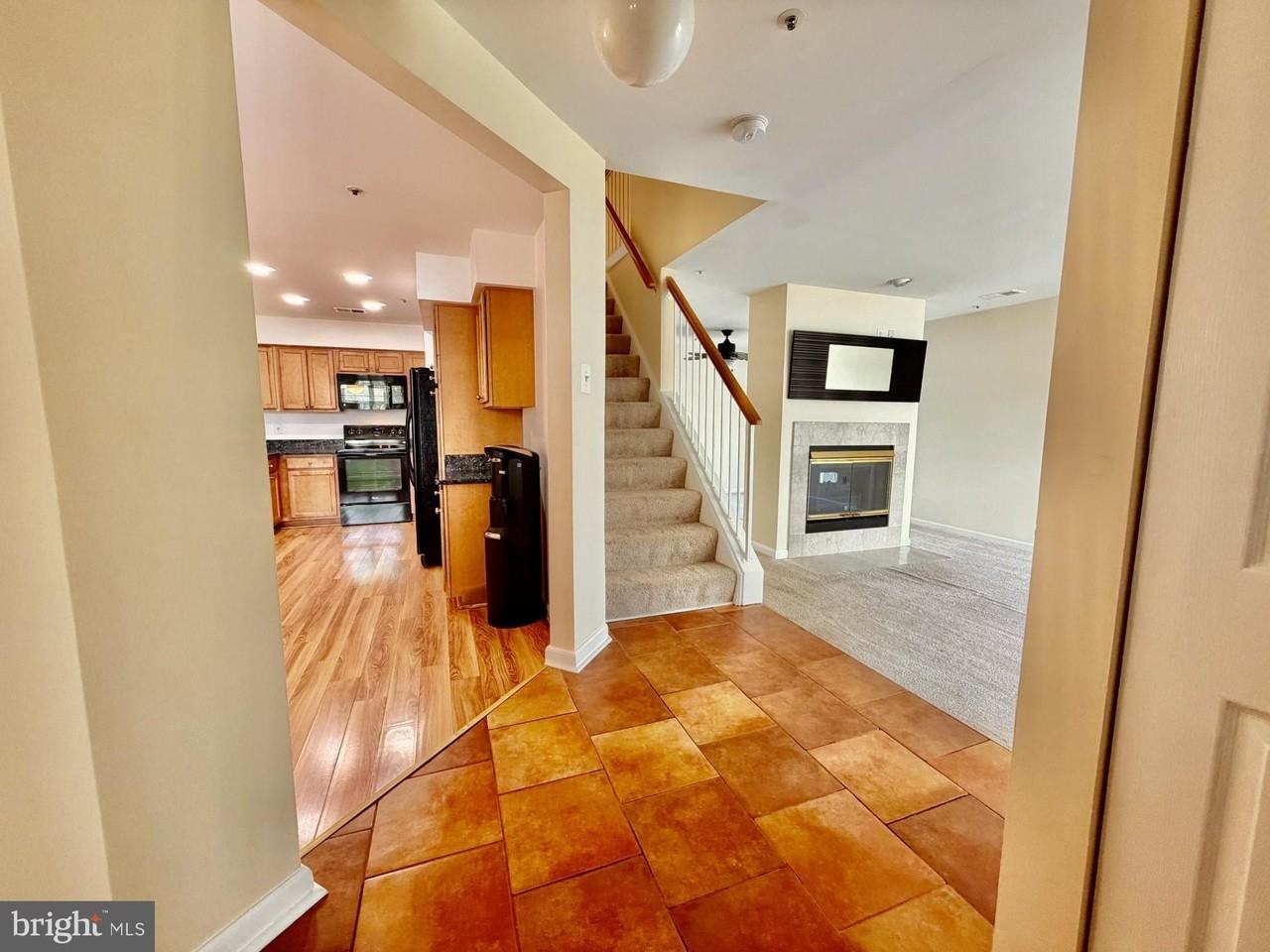 13829 Bronco Pl Unit 218 - Photo 4 of 35