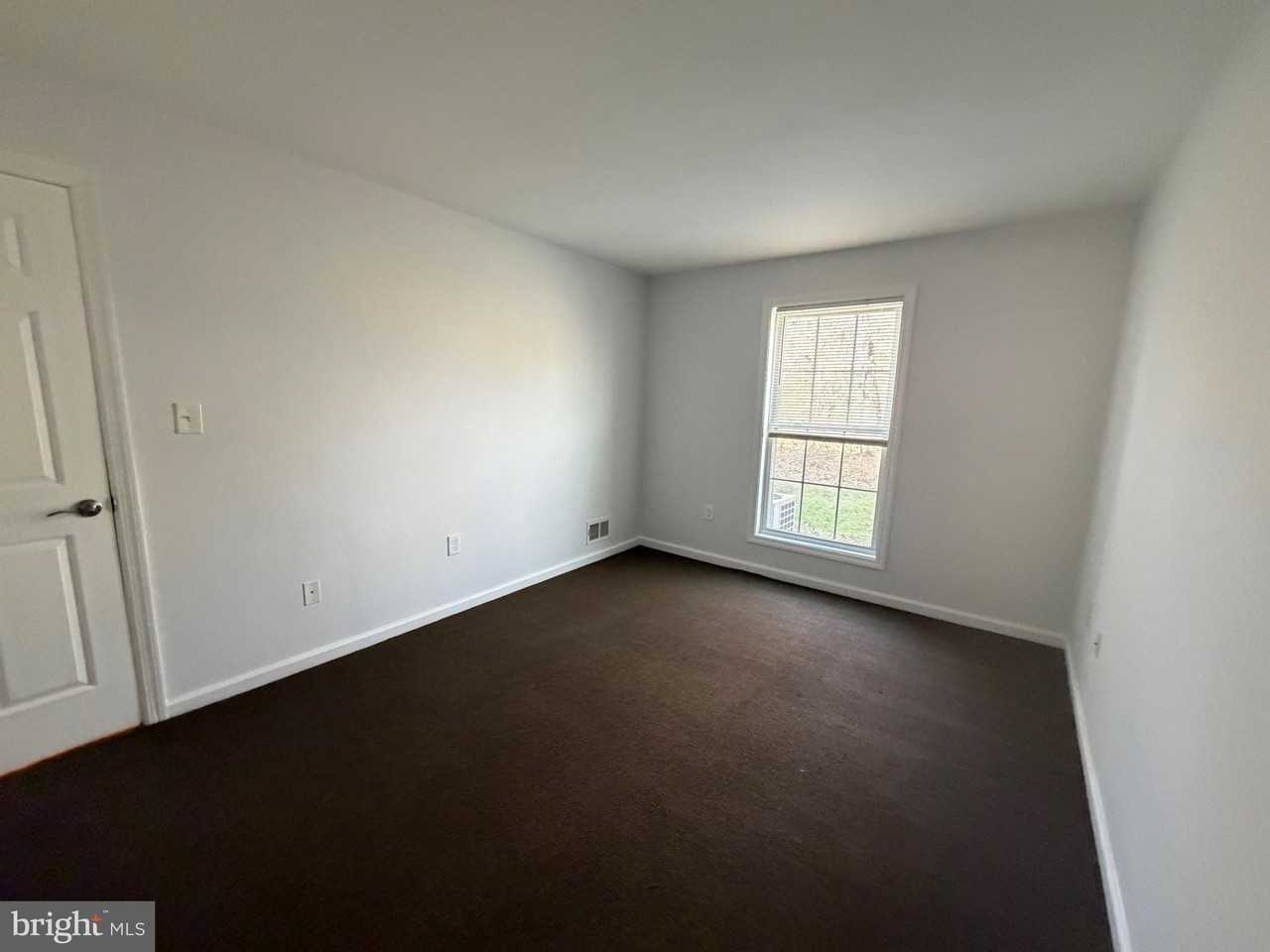 16 Iroquois Dr - Photo 7 of 14