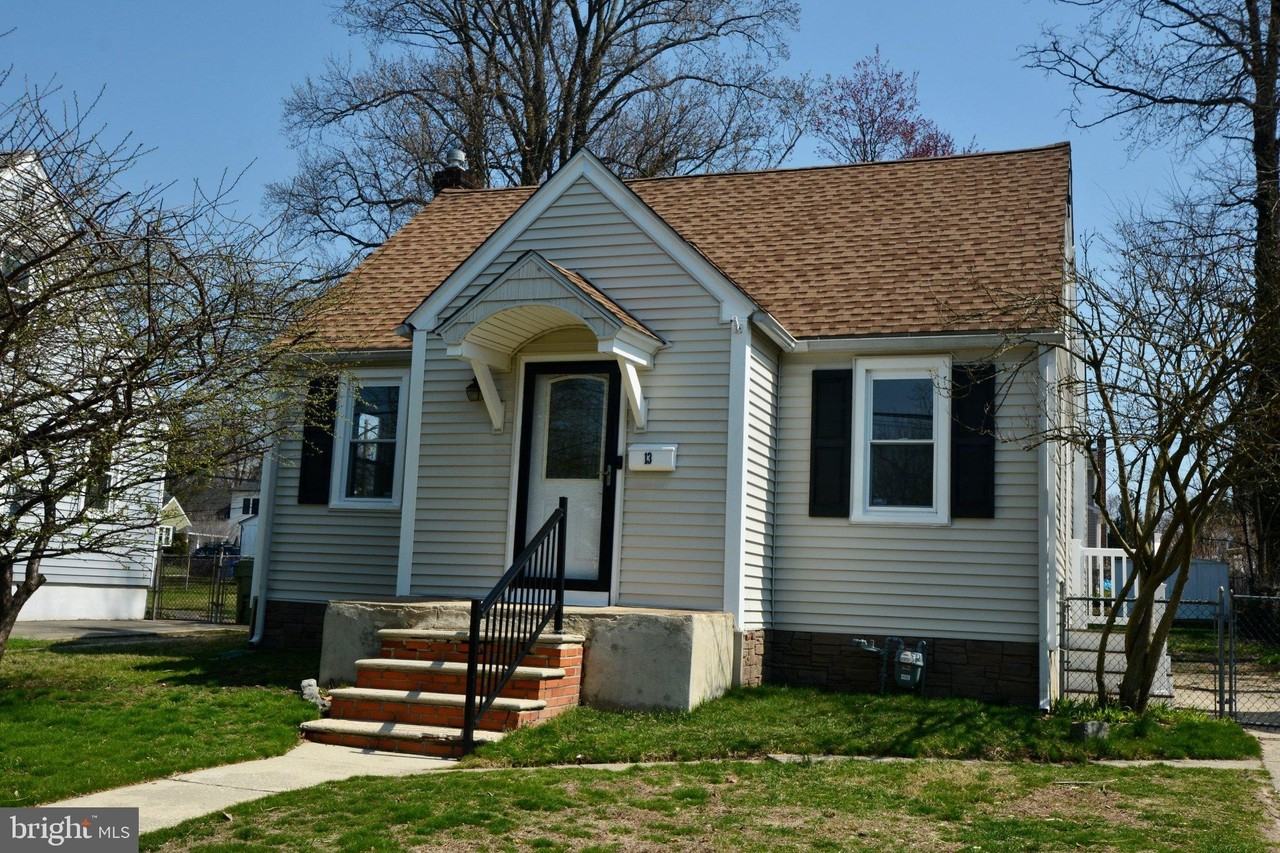 13 Massachusetts Ave - Photo 2 of 33