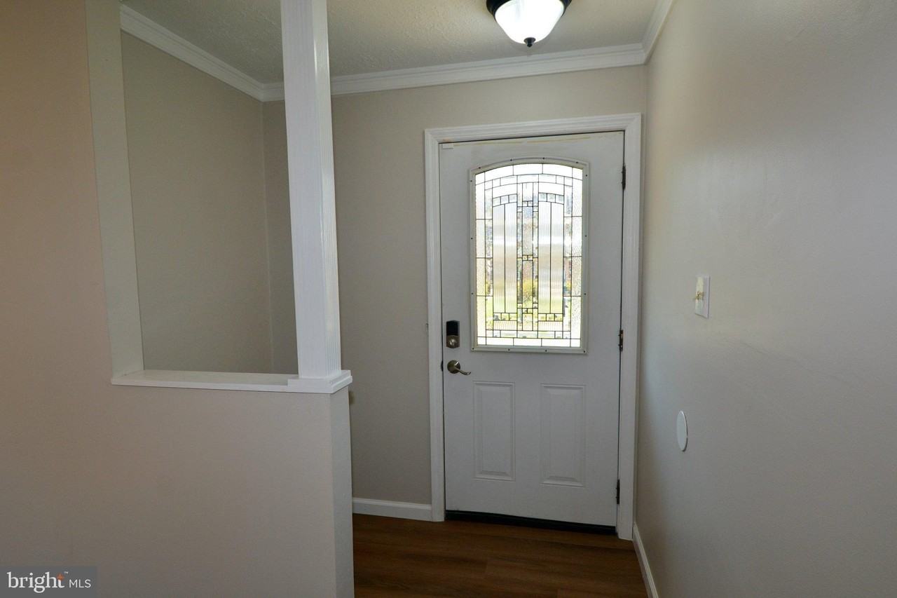 13 Massachusetts Ave - Photo 4 of 33