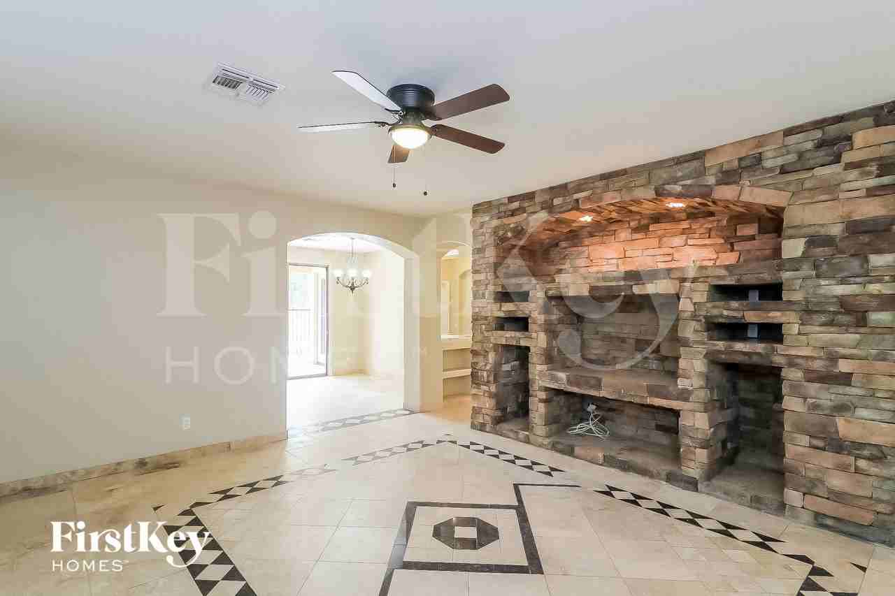 5777 W Golden Ln - Photo 2 of 15