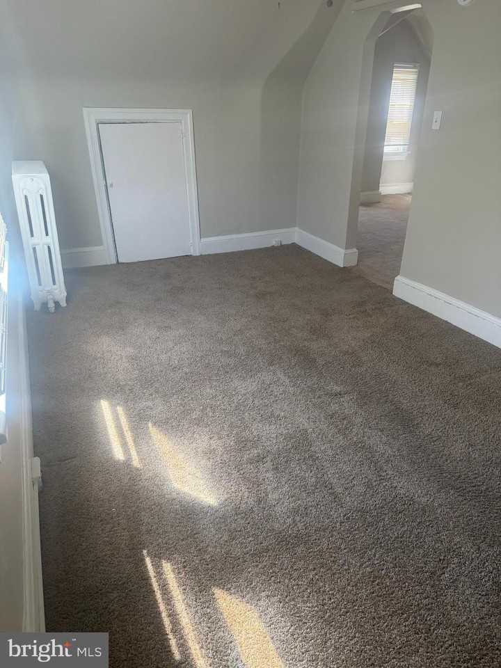 48 N Sproul Rd Unit 3 - Photo 6 of 12