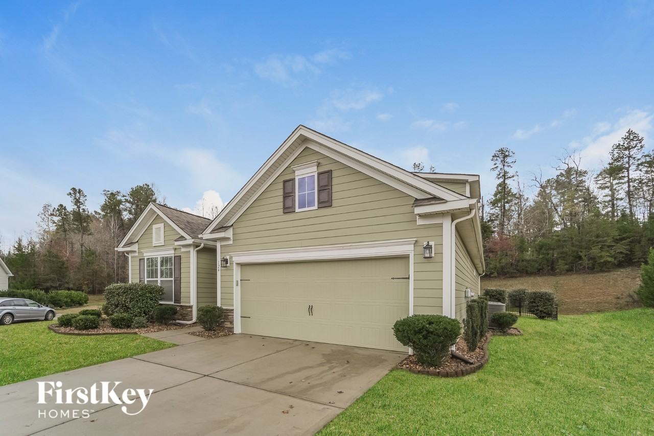 124 Ridgemont Ln - Photo 3 of 15