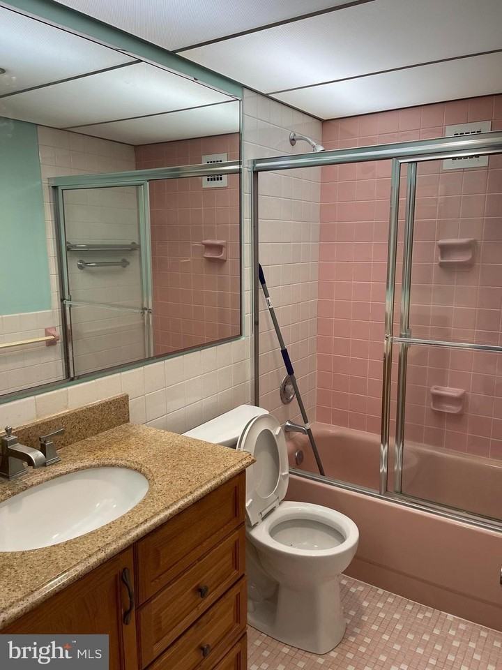 1001 City Ave Unit E-1107 - Photo 4 of 19