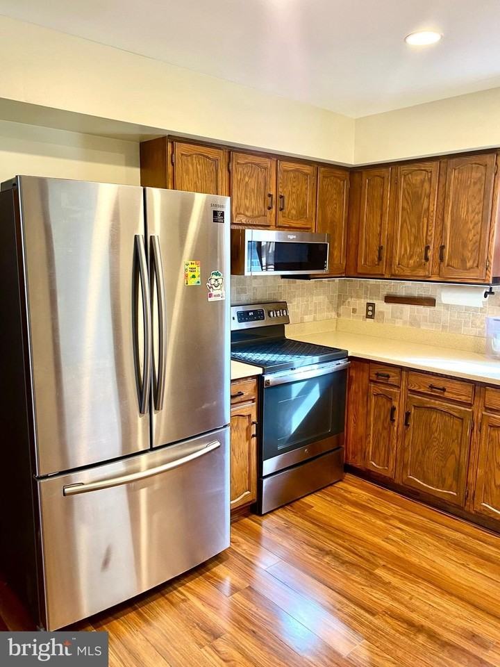 4010 Camden St - Photo 4 of 25