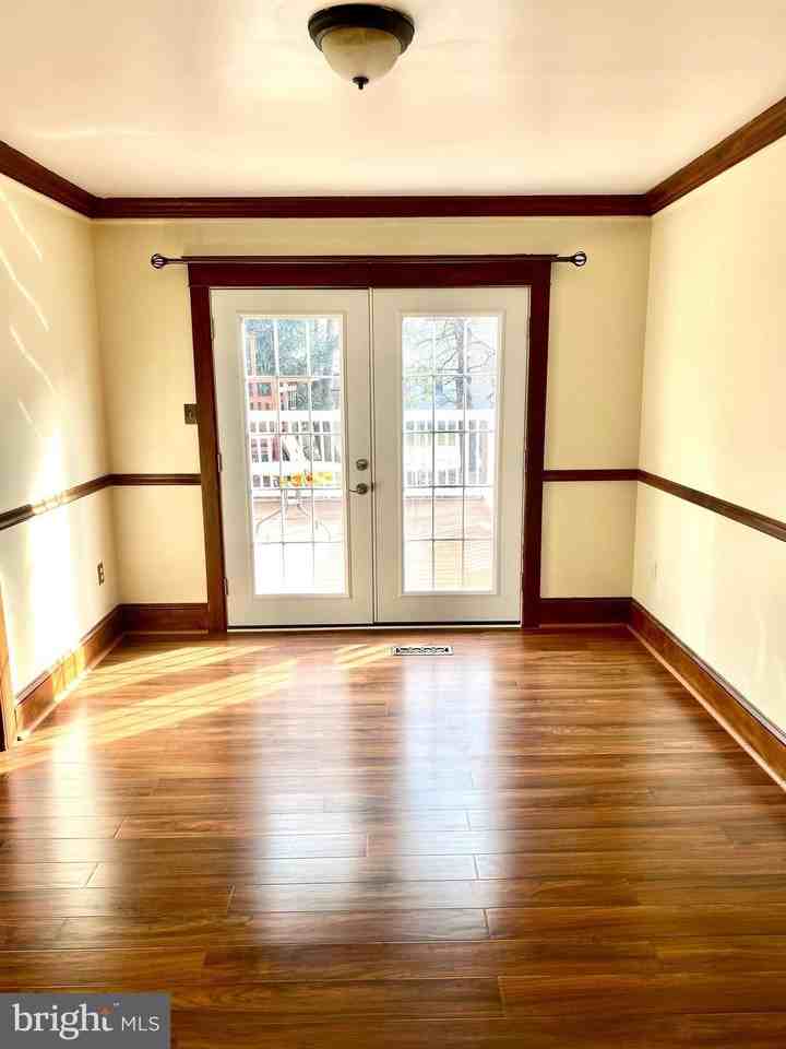 4010 Camden St - Photo 7 of 25