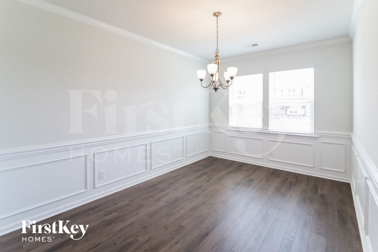 227 Firewheel Ct - Photo 5 of 15