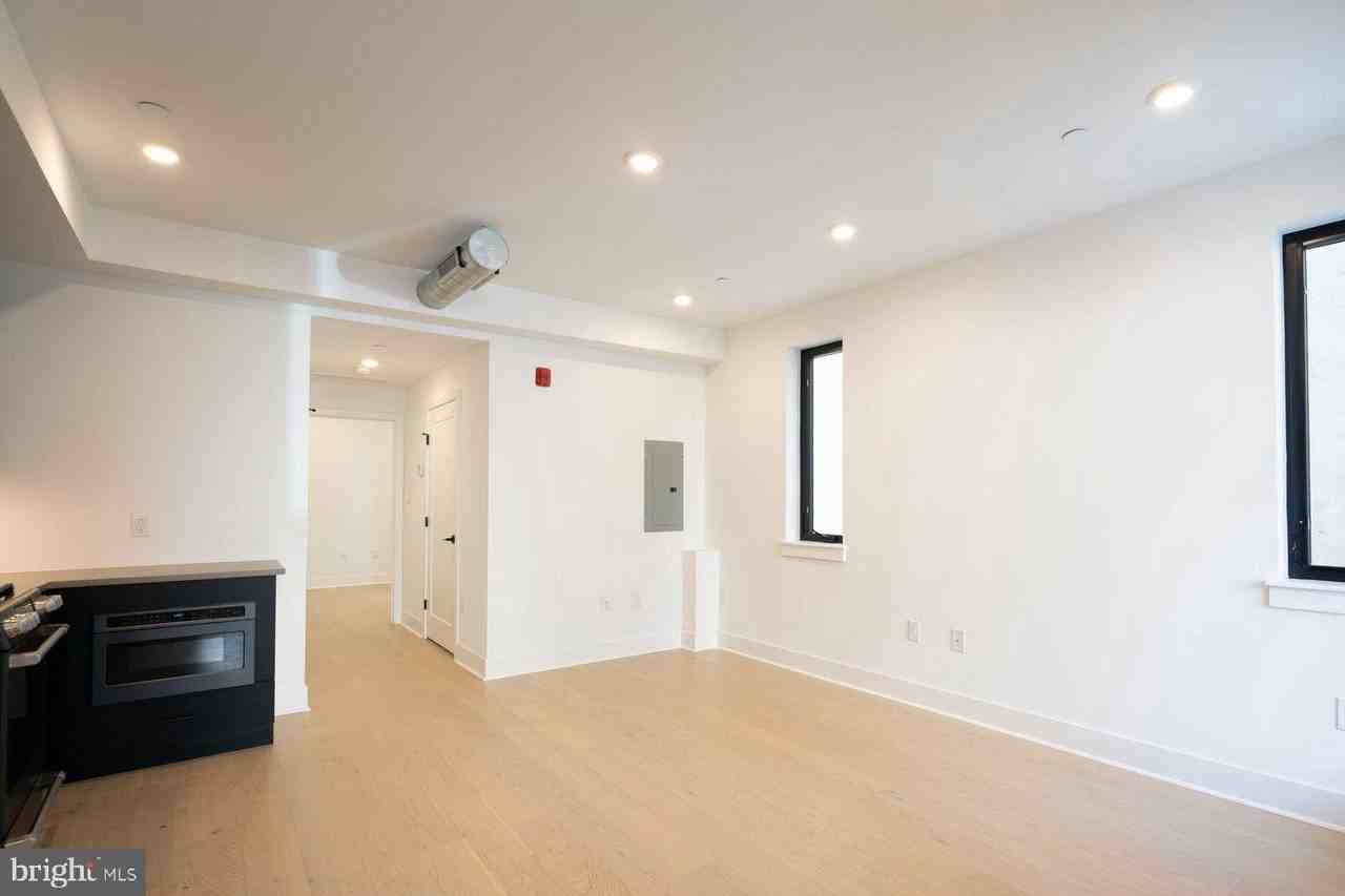 1139 N 3rd St Unit 1 - Photo 5 of 26